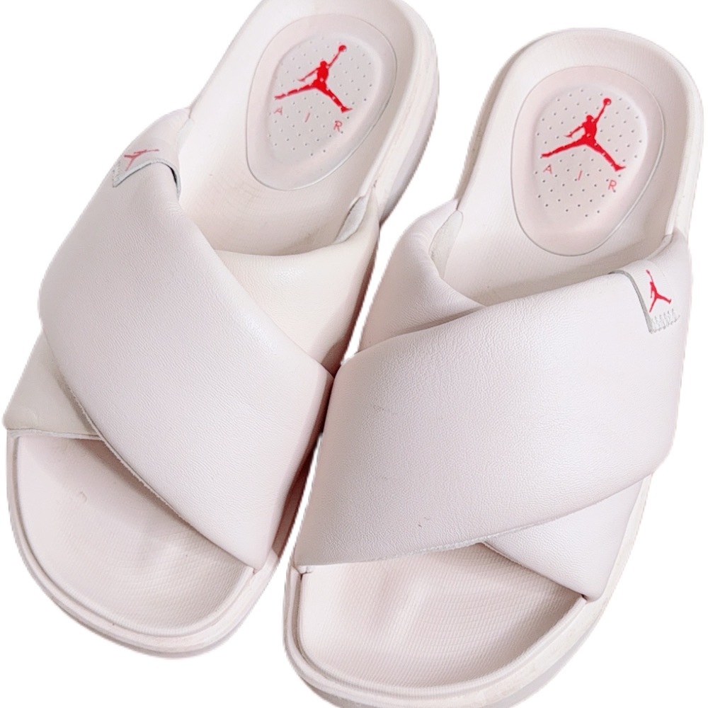 Like New! Jordan Women's Pale Pink Leather Slide Sandals Sz 10